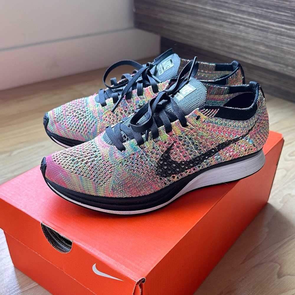 Nike Flyknit Racer Multicolor / Rainbow 2016 (Grey Tongue) sz 4.5 youth 6 womens